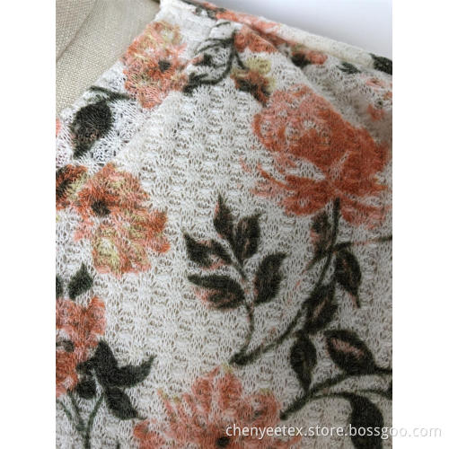 Rowan round neck with small floral long sleeves